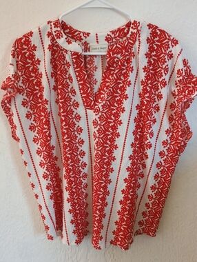 Red & White Printed Split-Neck Tunic Top